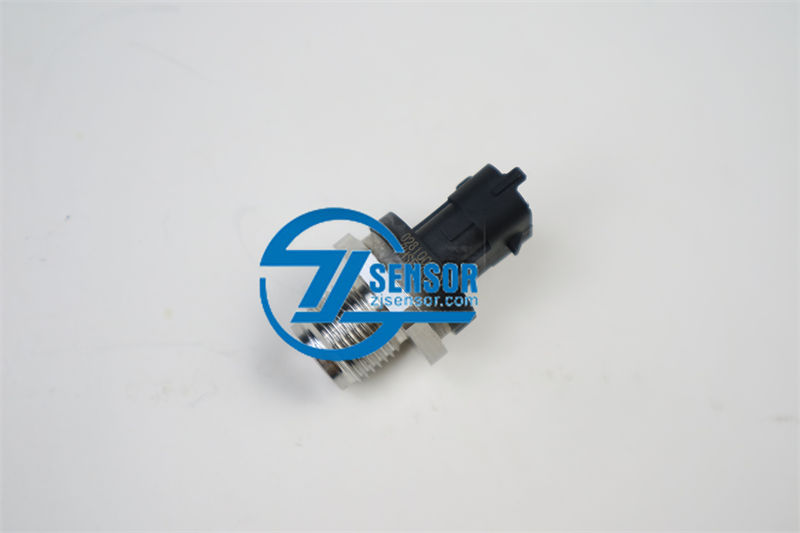 0281002937 Common Rail Fuel Pressure Sensor For Cummins Volvo Iveco Man Fiat Renault FENDT